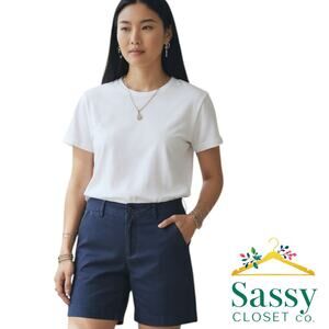 Lilly Pulitzer Callahan Bermuda Shorts 4 Navy Blue Cotton Palm Tree Embroidered